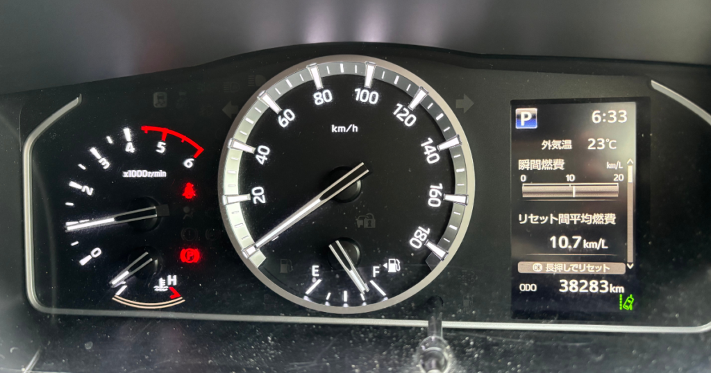 ハイエースワイドバン2.8Lディーゼルの燃費表示10.7km/L